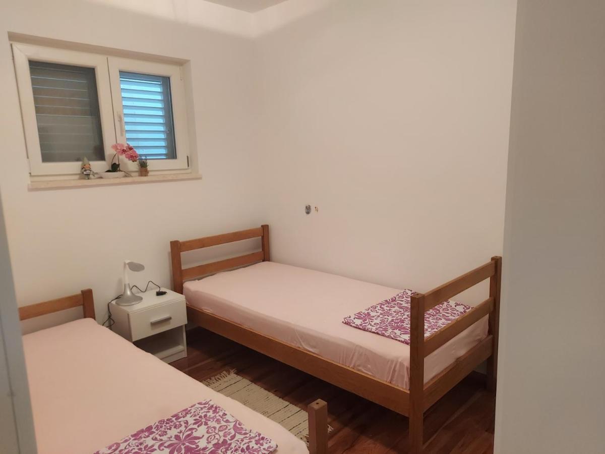 Apartman Slavica روغوزنيكا المظهر الخارجي الصورة